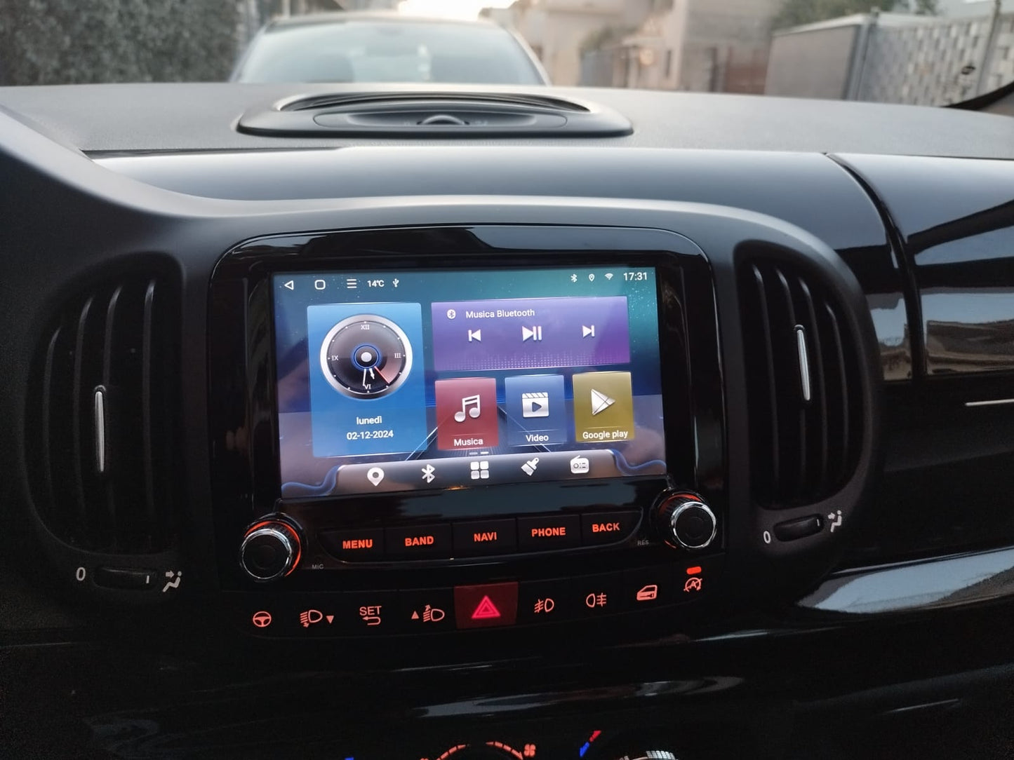 CTB FL485T | FIAT 500L | APPLE CARPLAY-ANDROID AUTO | CARTABLET 7 POLLICI TOUCH SCREEN | GPS USB DVR DAB+ |